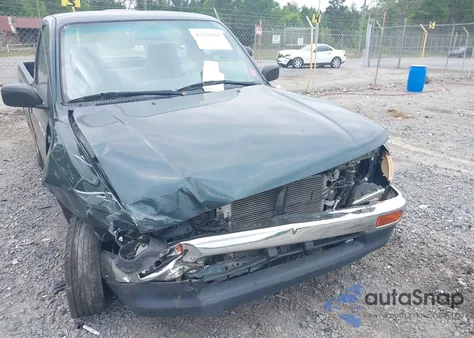 1995 Toyota Tacoma z USA, uszkodzony, nr VIN 4TAUN41B6SZ060076